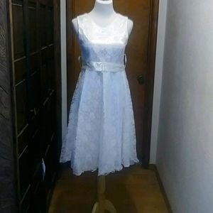 Girl's Lace Dress